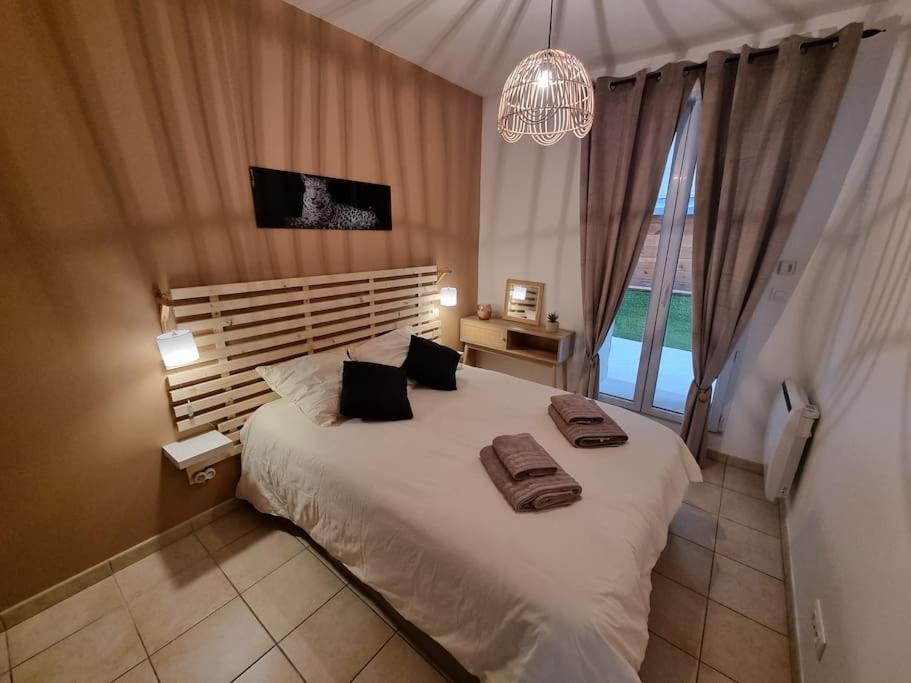 Agreable Appartement Avec 2 Places De Parking Dans Le Garage Béziers Eksteriør bilde