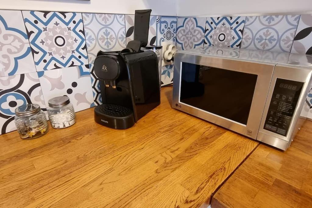 Agreable Appartement Avec 2 Places De Parking Dans Le Garage Béziers Eksteriør bilde